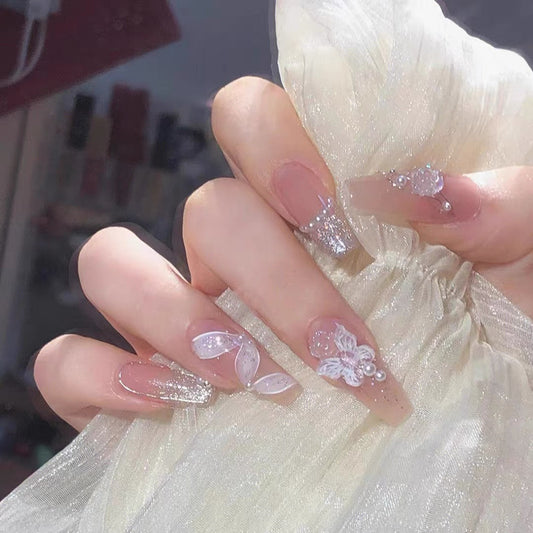 Chic and Elegant Wedding Nail Styles